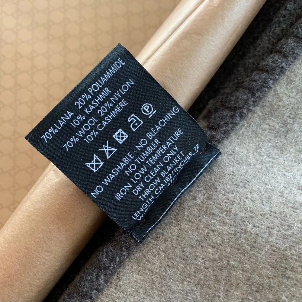 Gucci thick wool throw monogram brown